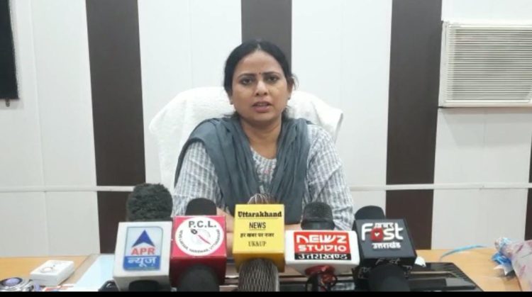 हादसा : सड़क दुर्घटना मे चालक की मौत,एसडीएम संगीता कनोंजिया की हालत गंभीर