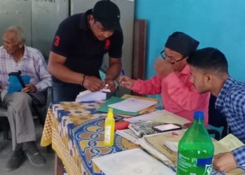 बड़ी खबर : जनप्रतिनिधि व अभिभावकों के प्रस्ताव पर खोला तीन साल से बंद पड़ा प्राथमिक विद्यालय