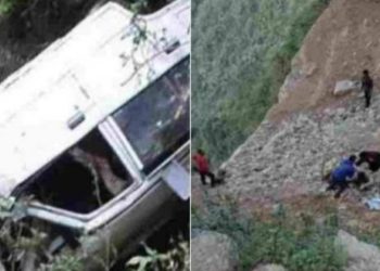 हादसा: हिंडोलाखाल खाई में गिरी कार 1की मौत कई लोग घायल।