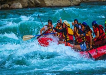 दुखद: गंगा में डूबे 2 युवक, एसडीआरएफ की टीम ने शुरू किया रेस्क्यू