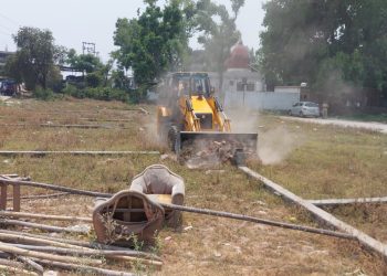 बड़ी खबर: उत्तराखंड मे गरजा ‘संत’ का बुलडोजर ध्वस्त किए अवैध निर्माण