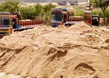 बड़ी खबर: हिमाचल से अवैध खनन की तस्करी, सीएम के आदेश पर ठेंगा