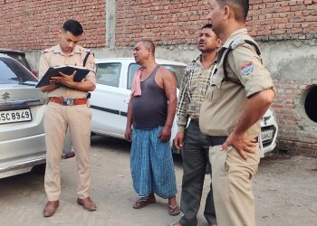 बड़ी खबर: सरकारी आवासों पर अवैध रूप से बुलडोजर चलाने पर  सभासद सहित अन्य के खिलाफ मुकदमा दर्ज