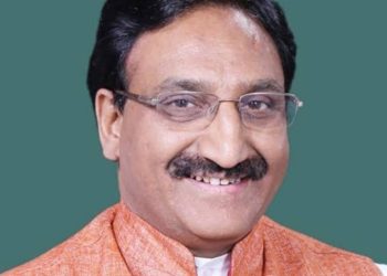 हाईकोर्ट की फटकार :-डॉ निशंक के निर्वाचन के खिलाफ दायर याचिका खारिज!