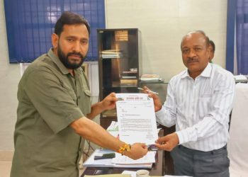 ब्रेकिंग: कनिष्ठ अभियंताओं के मसले पर सचिव से मिले यूकेडी। आँदोलन की दी चेतावनी। सौंपा ज्ञापन