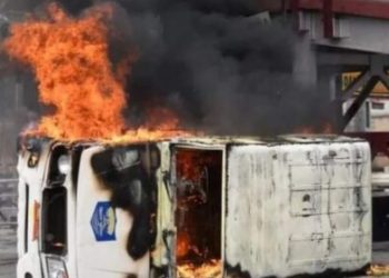 बड़ी खबर: अग्निपथ योजना को लेकर 15 राज्यों में विरोध। दो की मौत