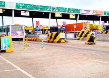 बिग ब्रेकिंग: अब बिना टोल के हाइवे पर चला सकेंगे गाड़ी। जानिए कैसे