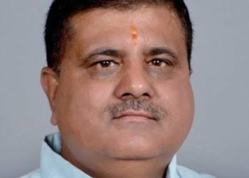 बड़ी खबर:तिरंगे पर महेंद्र भट्ट के बयान के चलते पुलिस में तहरीर