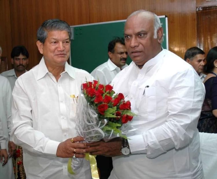 बड़ी खबर: कांग्रेस अध्यक्ष मल्लिकार्जुन खड़गे की टीम में पूर्व सीएम हरदा की अहम भूमिका