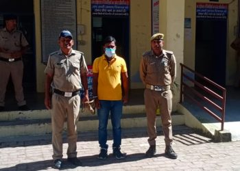 बड़ी खबर: यहां पर दूसरे के जगह परीक्षा देने पहुंचा युवक।हुआ गिरफ्तार