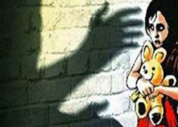 शर्मनाक: भांजी के साथ मामा ने किया अश्लील हरगत।भांजी के शोर मचाने पर आरोपी मामा फरार