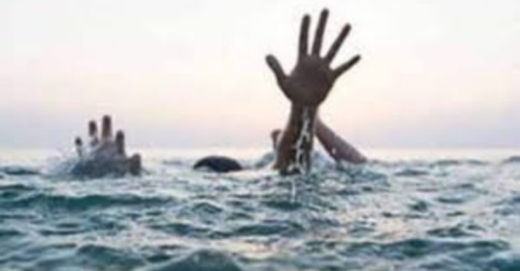 दुखद:  नदी में डूबने से चार युवकों की मौत।परिजनों में शोक की लहर