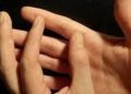 Cracking Finger: उंगलियों काे चटकाने से हो सकती है ये बीमारियां। दर्द से खराब होगा हाथ,पढ़िए पूरी जानकारी