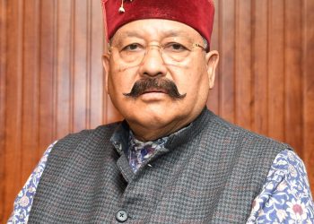 बड़ी खबर: खराब सड़क की गुणवत्ता पर महाराज का एक्शन