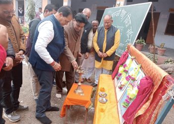 विद्या की आराध्य है  देवी माँ शारदा l अग्रवाल