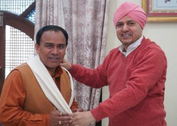 स्वास्थ्य मंत्री डाॅ. धन सिंह रावत ने सपत्नी श्री दरबार साहिब में टेका मत्था।स्वास्थ्य मंत्री ने पीजी सीटों की संख्या बढ़ाए जाने की कही बात