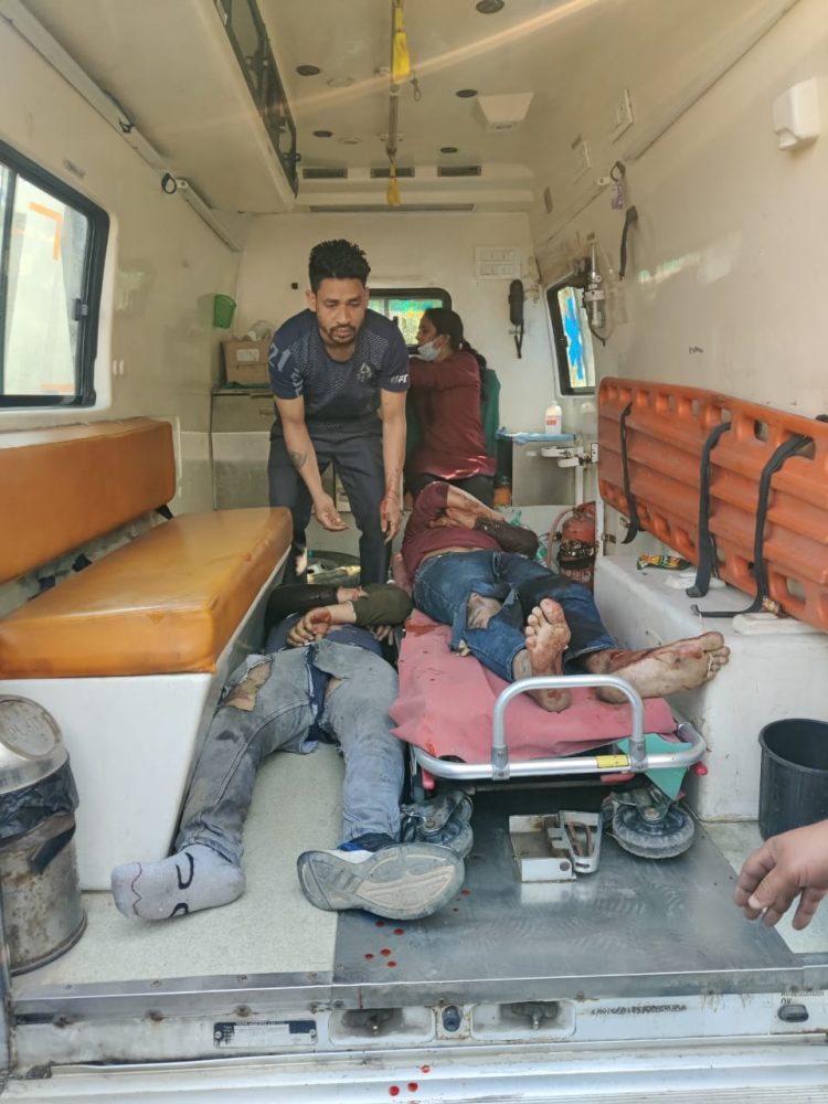 हादसा : डंपर से टकराने पर बाइक सवार की मौत