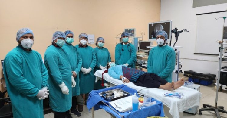 health news:श्री महंत इन्दिरेश अस्पताल में इंटरवेंशनल पल्मोनॉल्जी से बचाया मरीज़ का जीवन