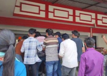 अजब-गजब: देहरादून के इस स्कूल में हिंदू बच्चो को जबरन पढ़ाई जा रही नमाज। भड़के अभिभावक