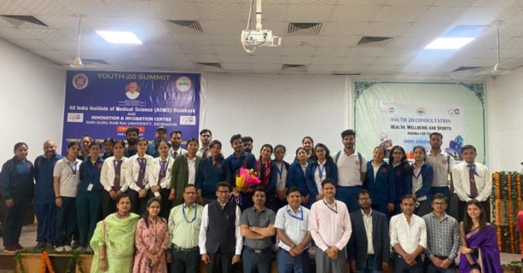 श्री गुरु राम राय विश्वविद्यालय में पारंपरिक चिकित्सा और योग विषय पर यूथ20 सम्मेलन का आयोजन