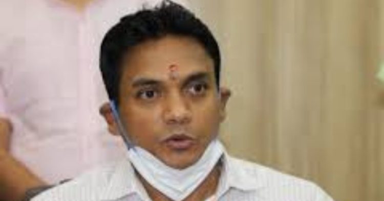 चार धाम यात्रा: स्वास्थ्य सचिव पैदल पहुंचे केदारनाथ लिया स्वास्थ्य सेवाओं का जायजा