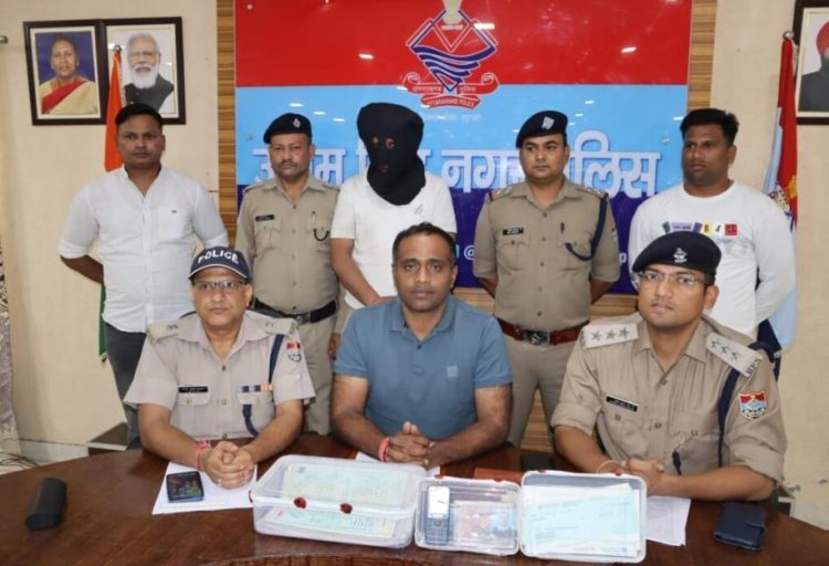 बड़ी खबर: नोकरी के नाम पर लाखों की ठगी करने वाला फर्जी आर्मी सूबेदार गिरफ्तार