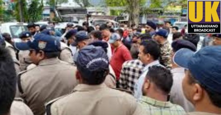 बड़ी खबर: मंत्री प्रेमचंद के लिए कुर्ता, पैन और 1150 रूपये लेकर लोग पहुंचे कोतवाली