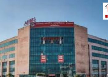 बड़ी खबर: कंधे से कटकर अलग हुआ हाथ, एम्स के चिकित्सकों ने जोड़ा