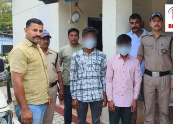 बड़ी खबर: नाबालिक लड़की को बहला फुसलाकर कर ले जाने वाले विशेष समुदाय के दो युवक गिरफ्तार