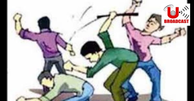 बड़ी खबर:मोबाइल पर हिजाब का स्टेटस लगाने को लेकर छात्रों के दो गुटों में मारपीट।खूब चले लाठी डंडे