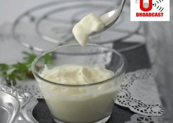 दही में मिलाकर खा लीजिए ये एक चीज, 15 दिनों में फूला हुआ पेट हो जाएगा फुस्स