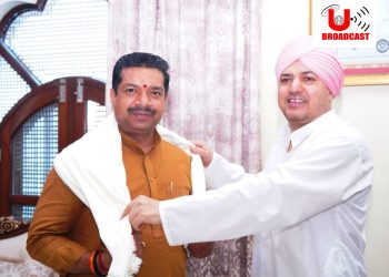 भाजपा के प्रदेश संगठन महामंत्री अजय कुमार ने श्री दरबार साहिब में टेका मत्था