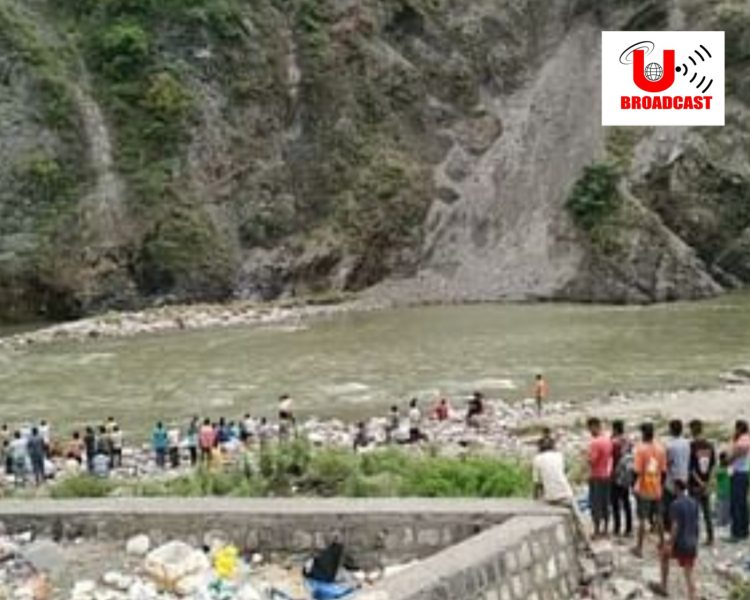 दु:खद: दो युवती जलाभिषेक करने गई मंदिर। दोनों की मौत