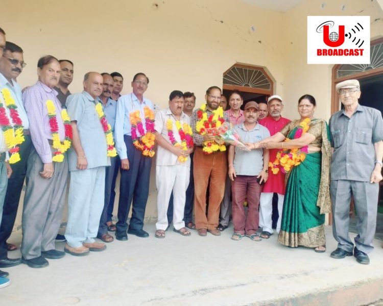 खुशखबरी: सम्मानित स्कूल के फर्जी प्रिंसिपल के स्थानांतरण के बाद बने पुनः ललिता प्रसाद भट्ट प्रबंधक, छात्र छात्राओं सहित स्थानीय जनता में उत्साह का माहौल