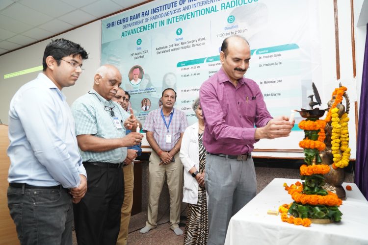 माॅर्डन इंटरवेंशनल रेडियोलाॅजी तकनीकों ने आसान किया गम्भीर बीमारियों का उपचार