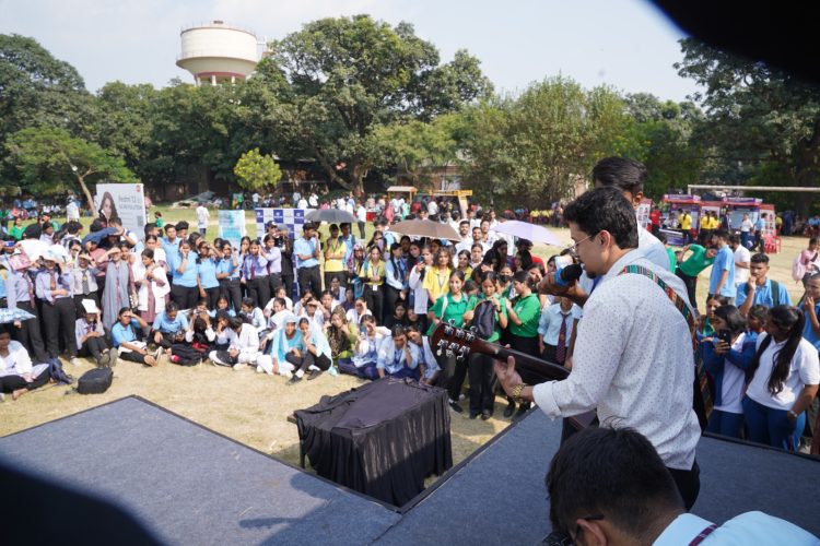 श्री गुरु राम राय विश्वविद्यालय में हैप्पी आवर्स मूमेंट के साथ हुआ जमकर धमाल और मौज मस्ती