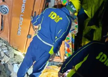 हादसा: अनियंत्रित होकर वाहन दुर्घटनाग्रस्त। चालक की मौत