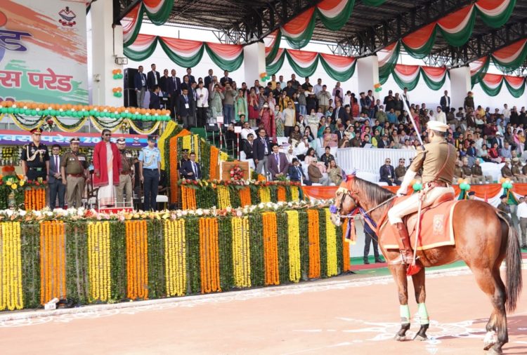मा. राष्ट्रपति श्रीमती द्रौपदी मुर्मु की उपस्थिति में पुलिस लाईन देहरादून में राज्य स्थापना दिवस का भव्य कार्यक्रम सम्पन्न