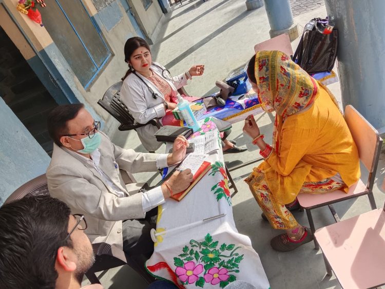 Health news: श्री महंत इन्दिरेश अस्पताल के विशेष न्यूरोलाॅजी शिविर का विकासनगर वासियों ने उठाया लाभ