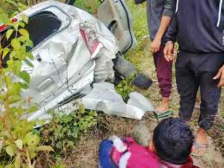 दुखद: अनियंत्रित होकर कार दुर्घटनाग्रस्त। दो की मौत,दो गंभीर रूप से घायल