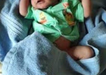 शर्मनाक : सार्वजनिक शौचालय में नवजात शिशु छोड़कर भागे दंपती, मामले की जांच में जुटी पुलिस