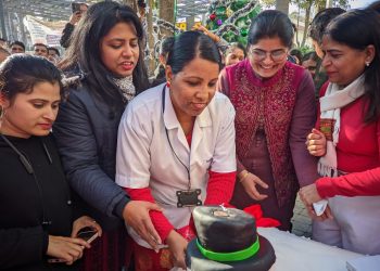 श्री महंत इन्दिरेश अस्पताल में धूमधाम से हुआ क्रिसमस सेलीब्रेशन
