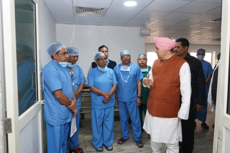 नर सेवा ही नारायण सेवा: श्रीमहंत देवेन्द्र दास जी महाराज