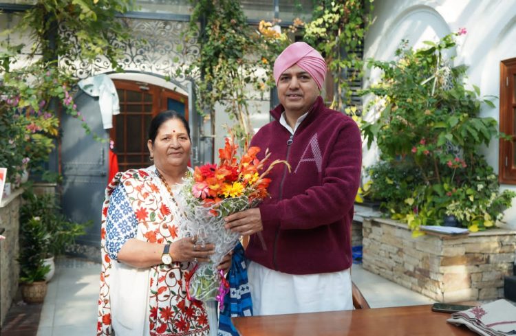 विनोद उनियाल ने राज्य स्तरीय महिला उद्यमिता परिषद  का उपाध्यक्ष बनने पर श्री दरबार साहिब में टेका मत्था