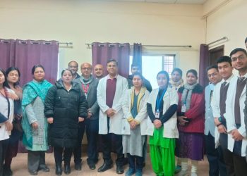 एसजीआरआर विश्वविद्यालय में स्तन कैंसर पर जानरूकता शिविर का आयोजन