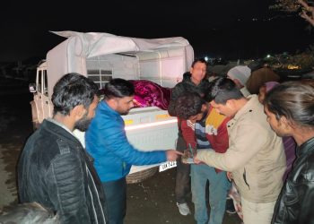 बड़ी खबर : देहरादून डीएम की अच्छी पहल,जरूरतमंदों को कंबल वितरण करने के निर्देश