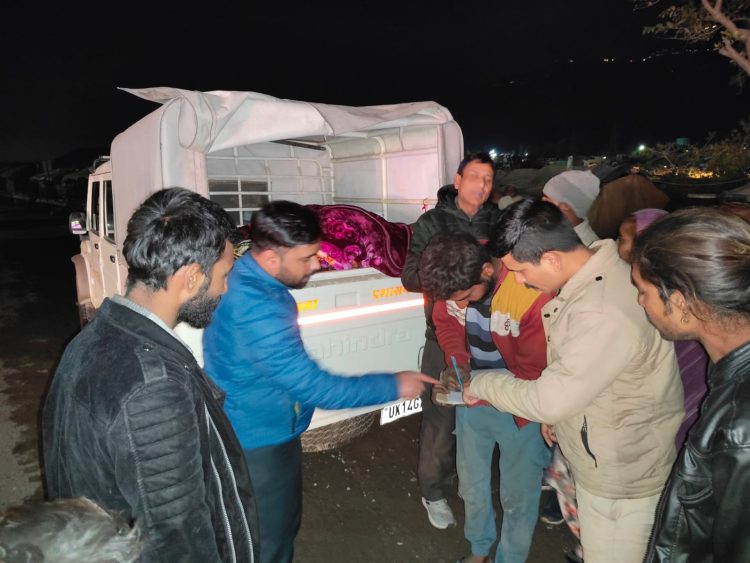 बड़ी खबर : देहरादून डीएम की अच्छी पहल,जरूरतमंदों को कंबल वितरण करने के निर्देश