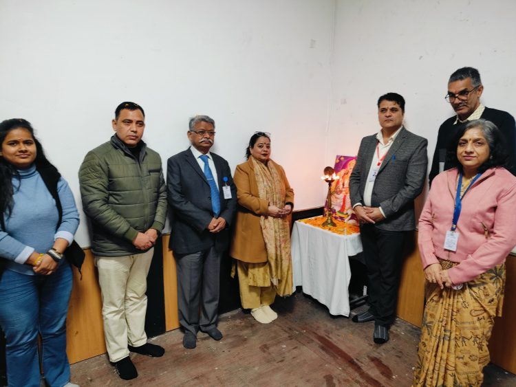 एसजीआरआरयू में खट्टी मीठी यादों को याद कर रोमांचित हुए एलुमनाई