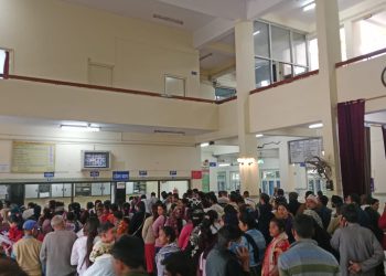 हल्द्वानी कर्फ्यू से आजादी का असर :  सुशीला तिवारी ओपीडी में दिखा:-दो सप्ताह बाद मरीजों की लंबी कतार