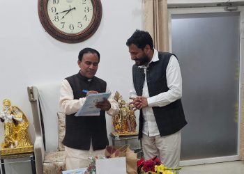 स्वास्थ्य कर्मियों की मांग को लेकर राष्ट्रवादी रीजनल पार्टी ने की स्वास्थ्य मंत्री से मुलाकात